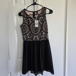 NWT Womens Elegant Mid Length Dress